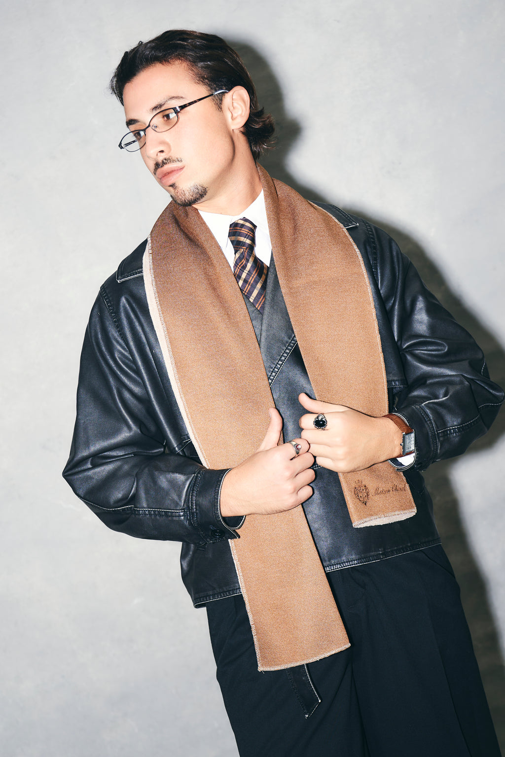 Suite 407 — Beige Scarf